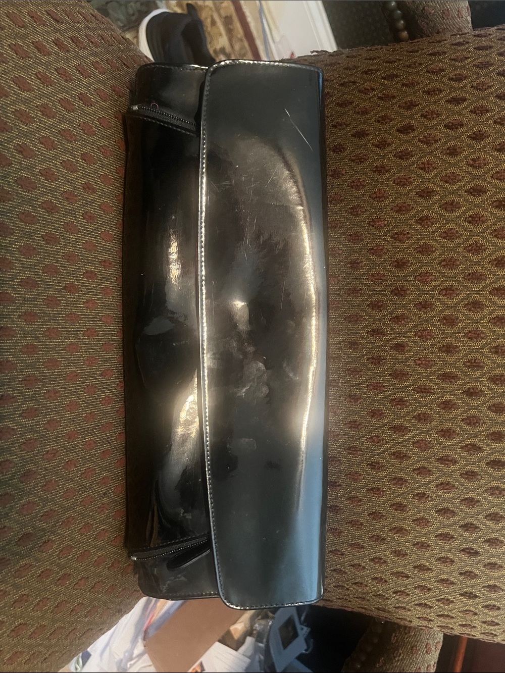 Daisy Fuentes Black Patent Leather Clutch AC102
